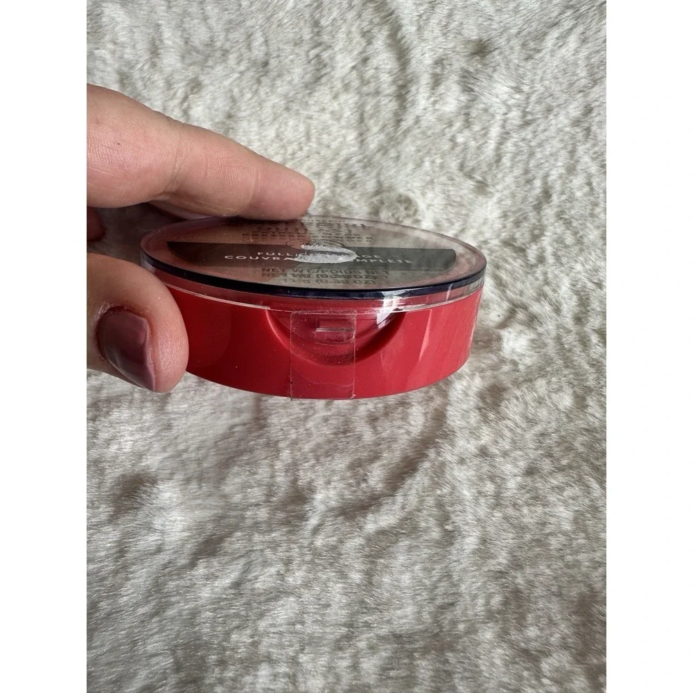 COVERGIRL Outlast Extreme Wear Pressed Powder‎ #870 Toasted Almond